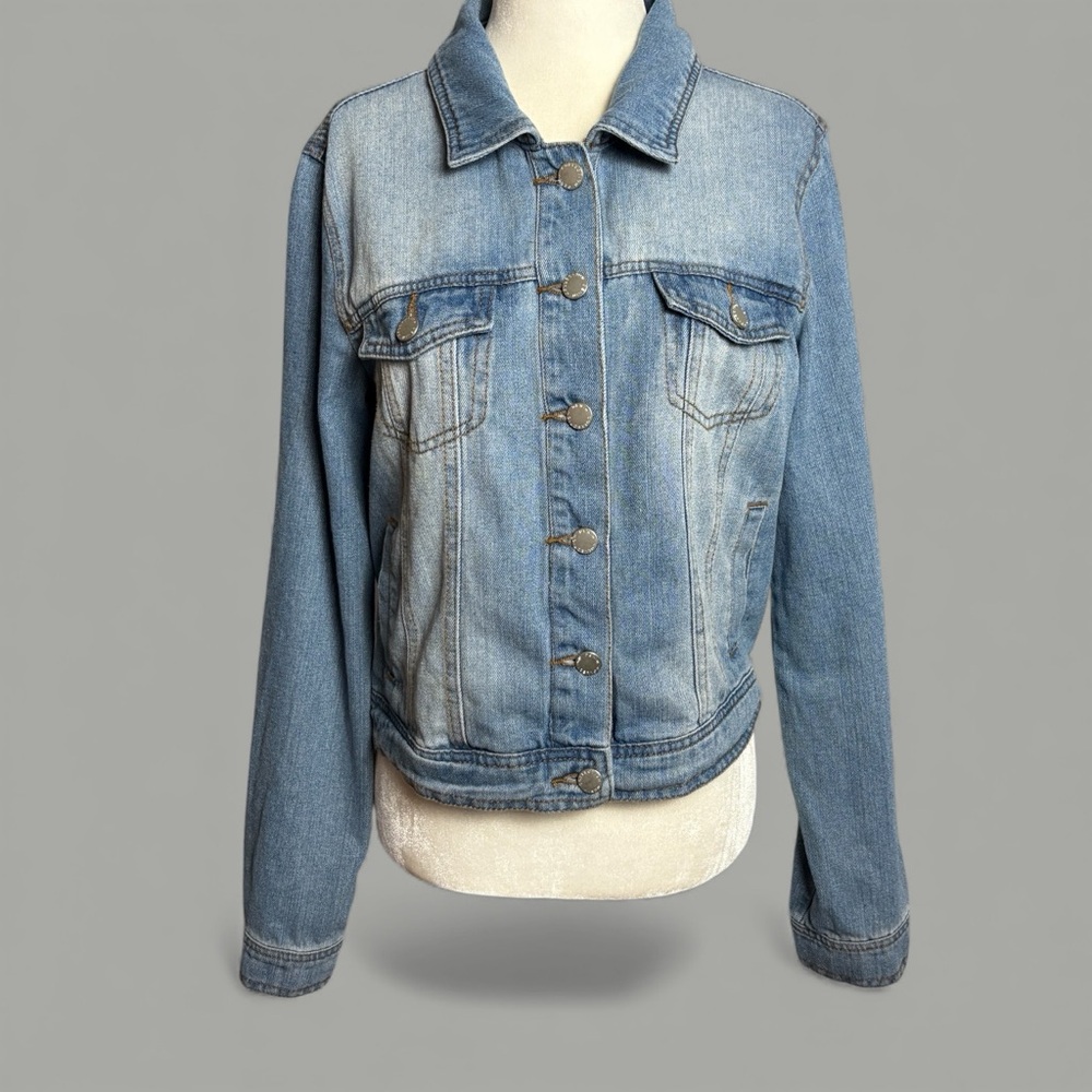 Ci Sono Light Blue Denim Jacket with Retro Nashville Graphic - Picture 2 of 9